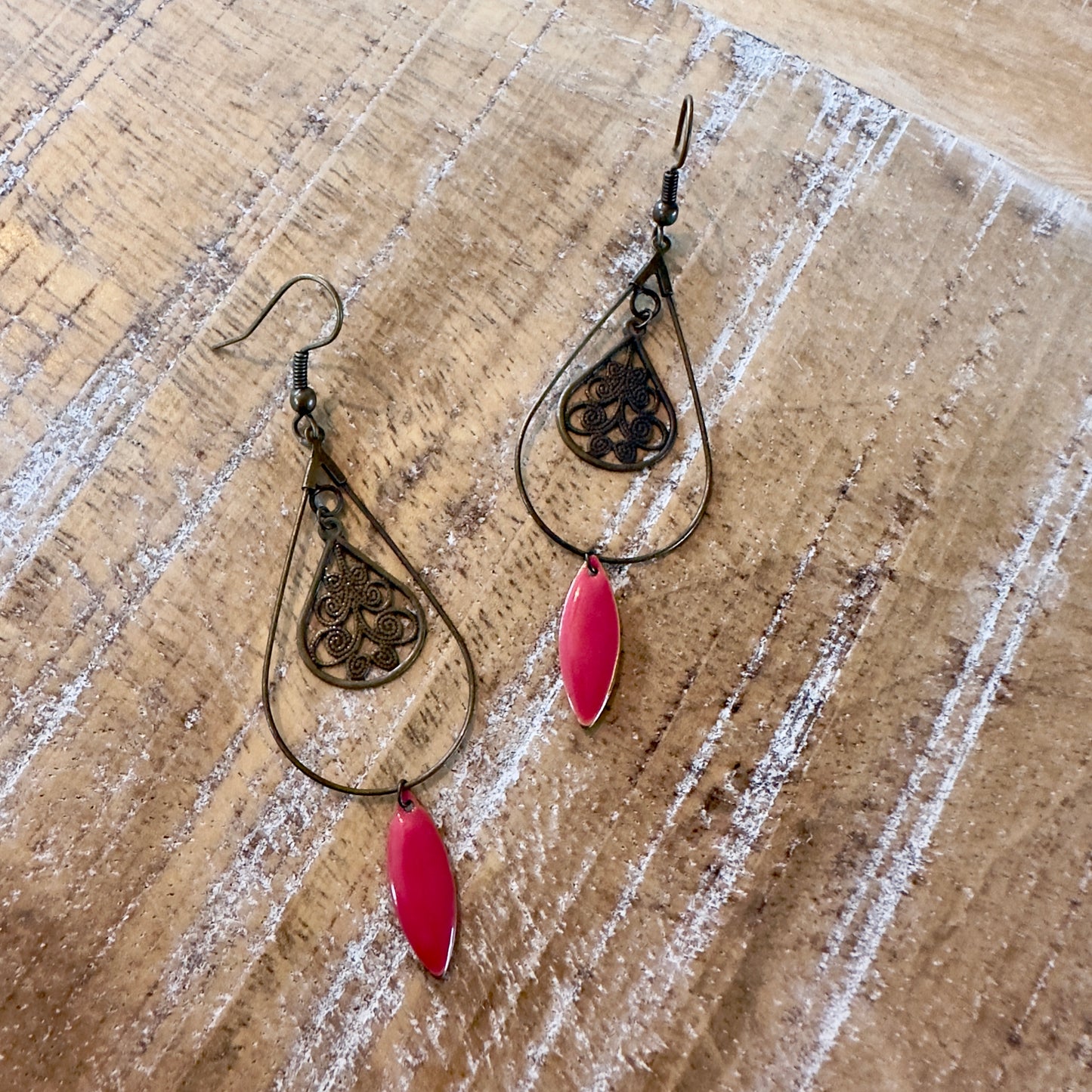 Boucles d’oreilles orientales rose fuschia