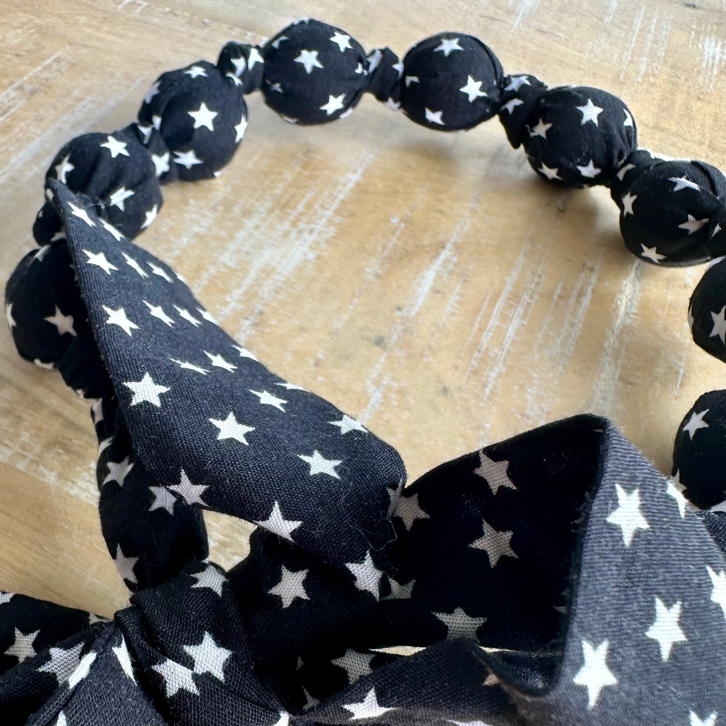 Collier Boules en Tissu